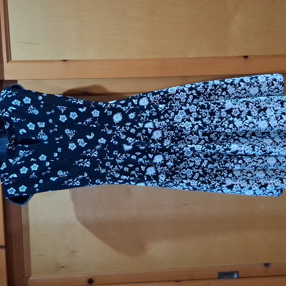 Haani Petites Size PL, Black And White Print. - Picture 4 of 7